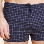Short de bain à carreaux… allez vous y passer ?