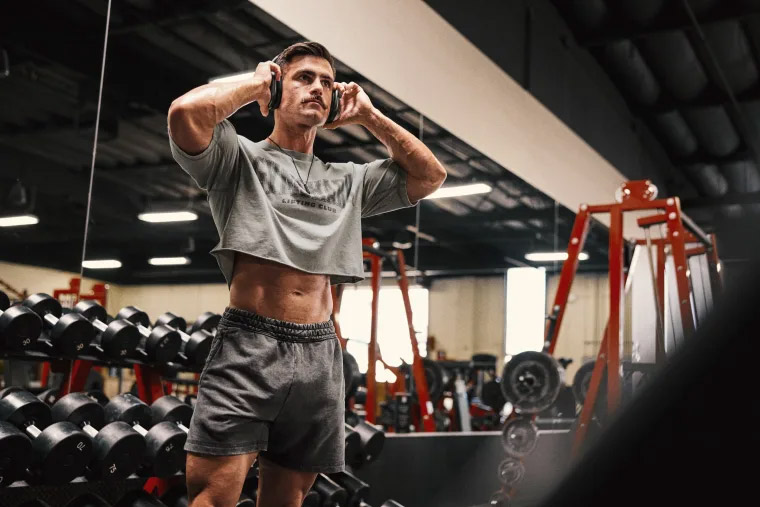 men crop top gym from Gymshark