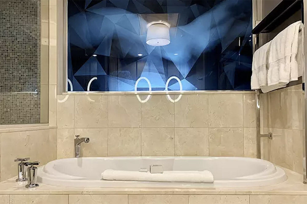 bathroom hotel cosmopolitan las vegas