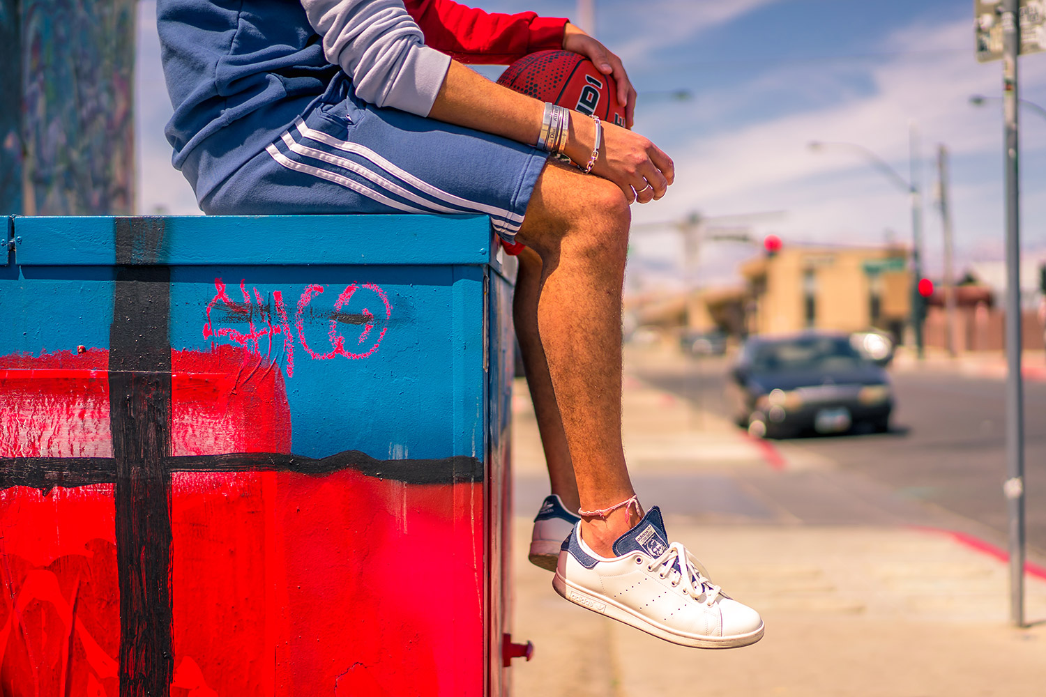 What to wear with white Stan Smiths