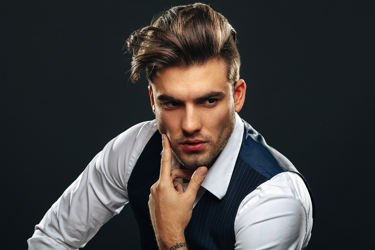 How to choose a flat iron for men ?