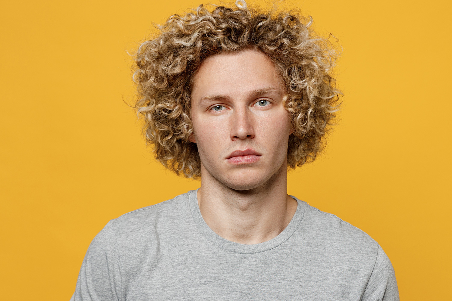 Men's hair perm