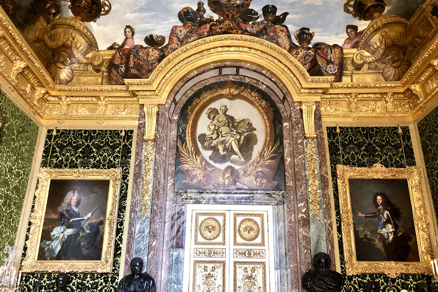 Visit Versailles