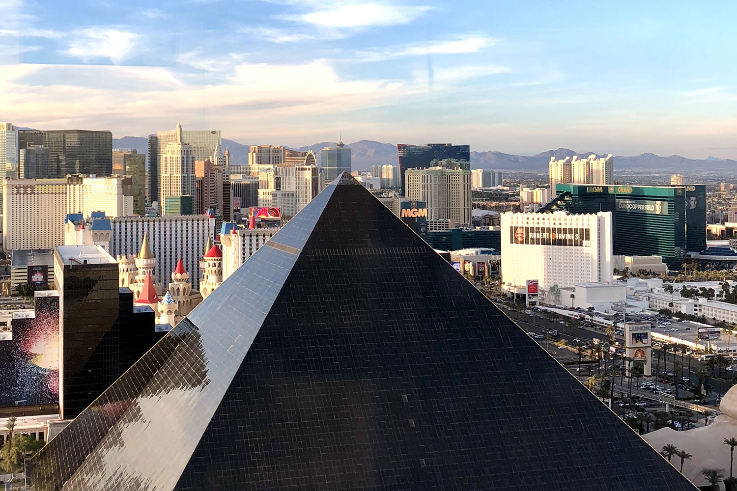 Travel to Las Vegas: day-by-day program