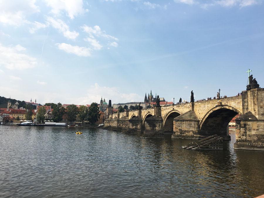 prague romantique