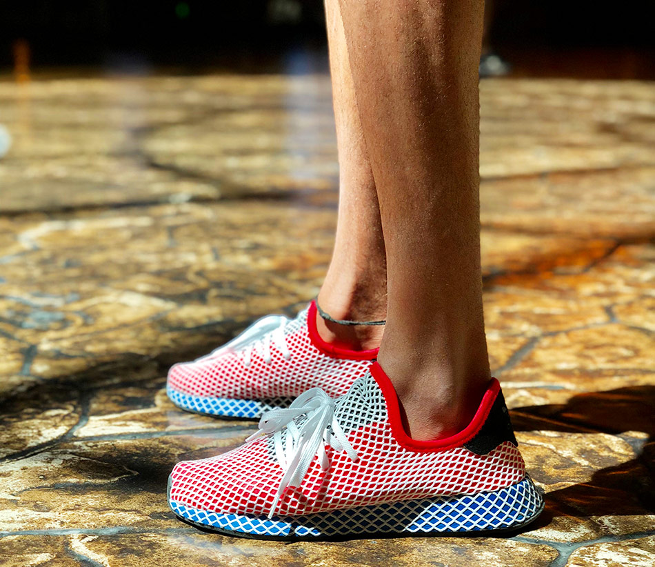 deerupt runner on feet