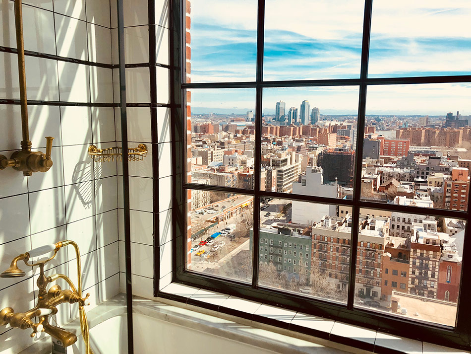 The Ludlow Hotel Take A Bath With A View Of New York