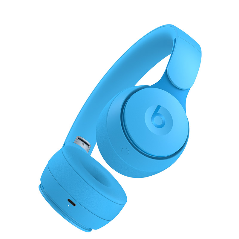 avis Beats Solo Pro Light Blue