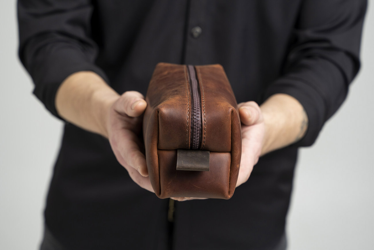 Comment choisir un type de trousse de toilette pour homme