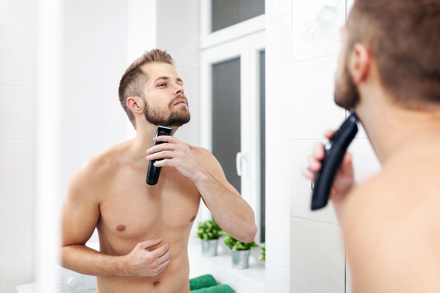Comment choisir une tondeuse à barbe