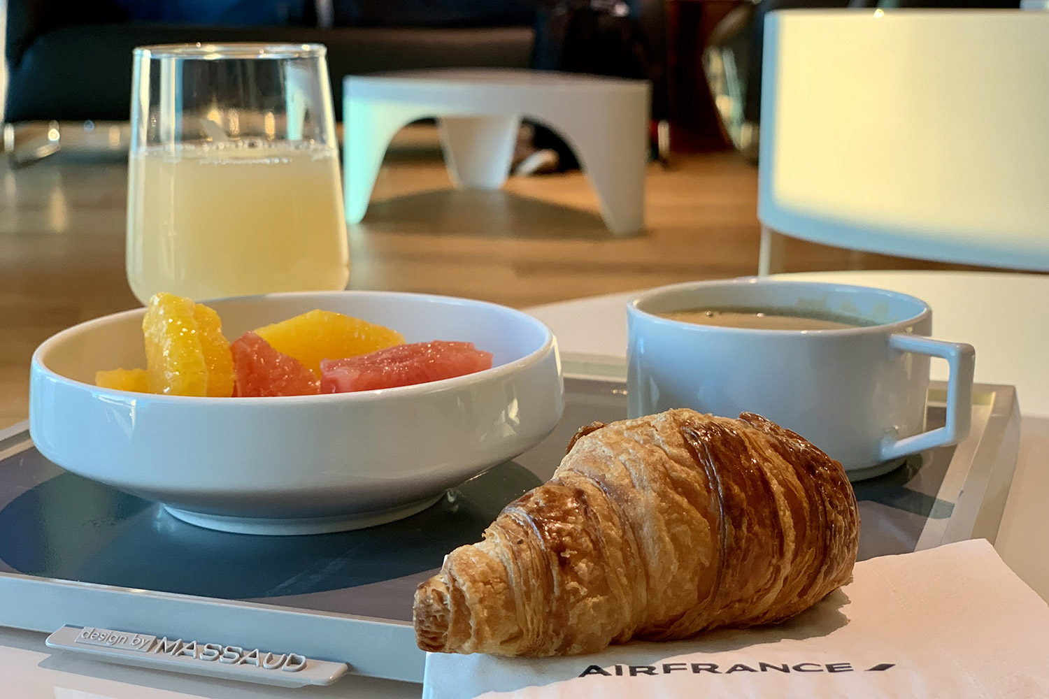 Petit déjeuner salon Air France Terminal 2E